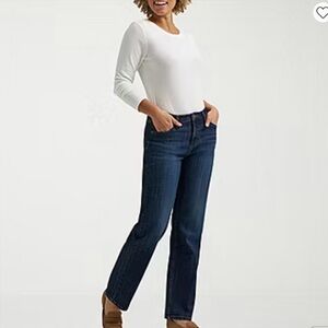 Lee Riders- Women's Midrise Straight leg Jeans.
